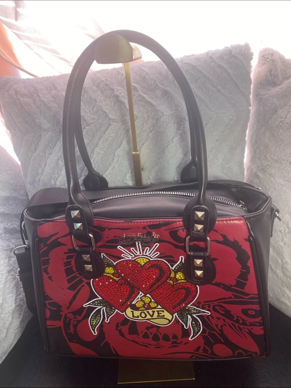 Red Heart Graphic Satchel lunch bag.